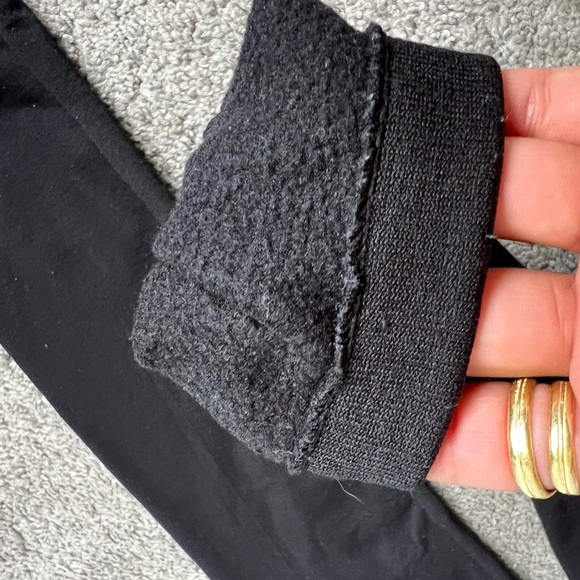 Classic Black Women's Leggings - Picture 4 of 6